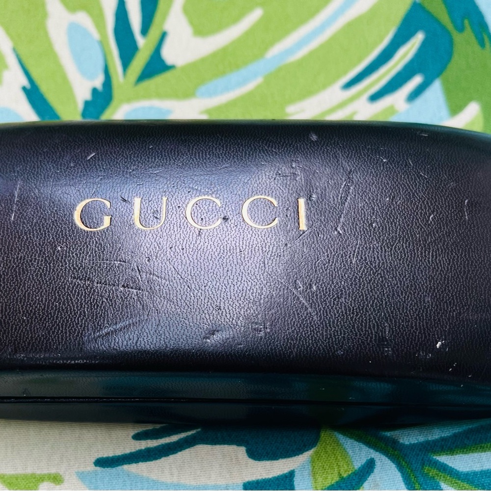 Gucci Bold Red Women's Sunglasses - Picture 7 of 7